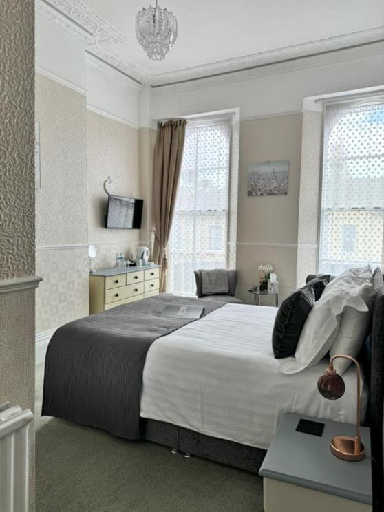 The Patricia Guest house Torquay